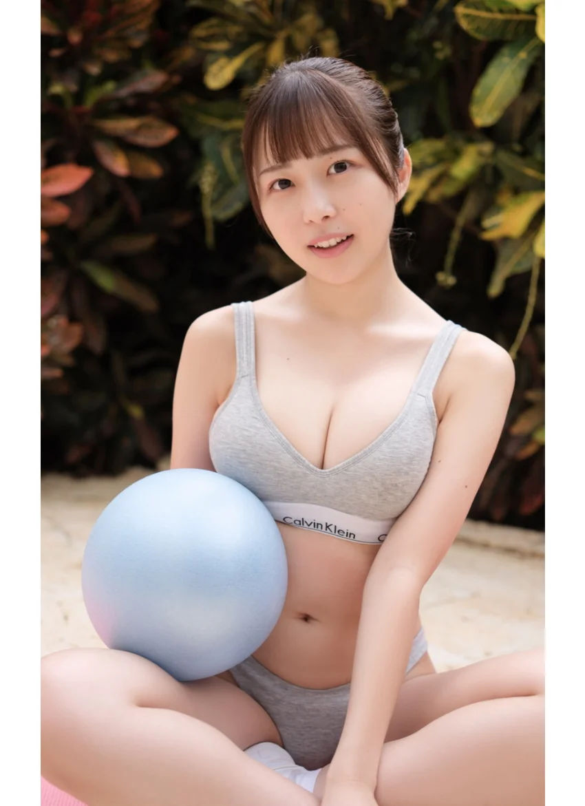 夏未ゆうか『Kiss You』（114Photos） 試し読み 2