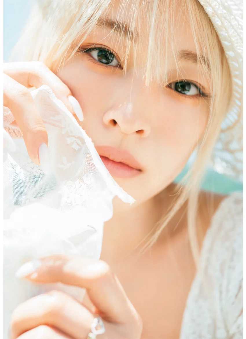 美月 1st写真集 lxxe myself 試し読み 4
