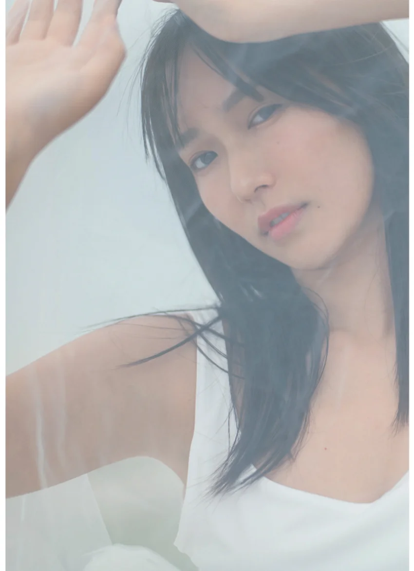 【動画特典付き】 志田音々「夢ふわリッチ」 GIRLS graph. デジタル写真集 試し読み 3