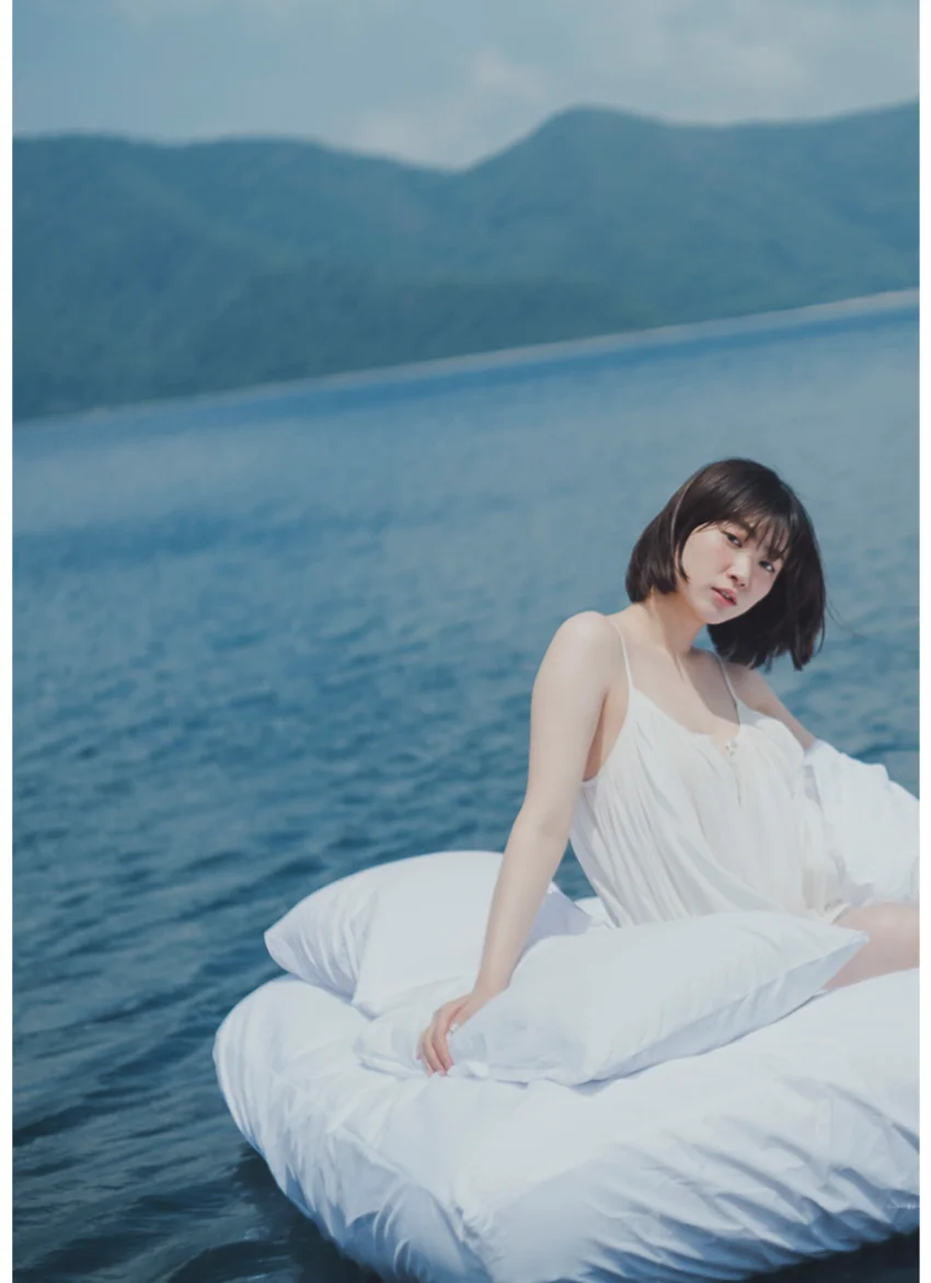 【動画特典付き】 瑚々「幻想の余韻に惹かれて」 GIRLS graph. デジタル写真集 試し読み 3
