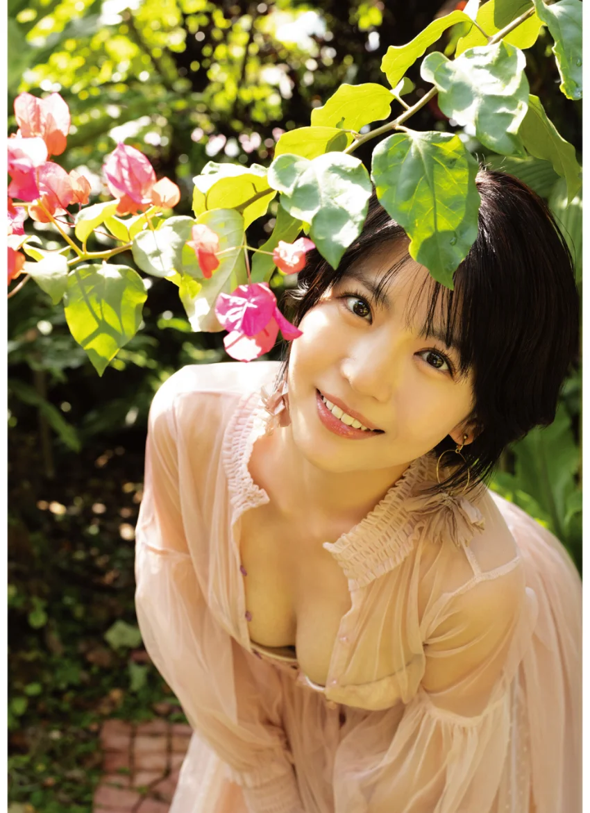 佐々木萌香ファースト写真集 いちばん。 試し読み 3