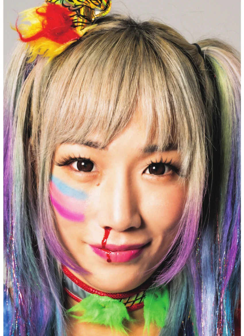 ウナギ・サヤカ写真集 「極彩人」 試し読み 6