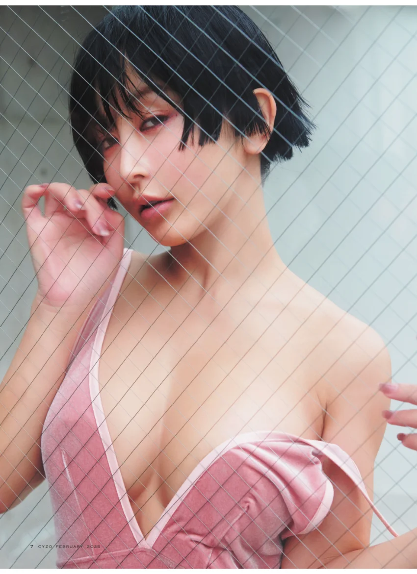 DMM限定 サイゾー2025年2月号＋デジタル写真集『Ikumi’s Profile Cyzo other edition』 試し読み 7