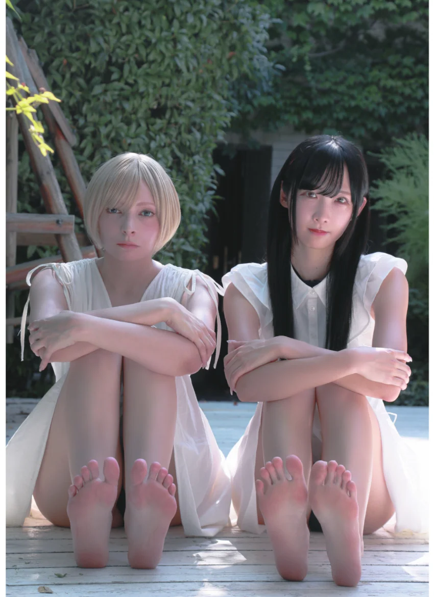 くろはwith高橋七瀬『Tickled Pink くすぐり美女の宴』CYZOデジタル写真集 試し読み 3