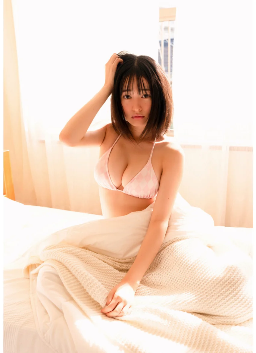 白濱美兎『青春のしおり』BOMBデジタル写真集 試し読み 2