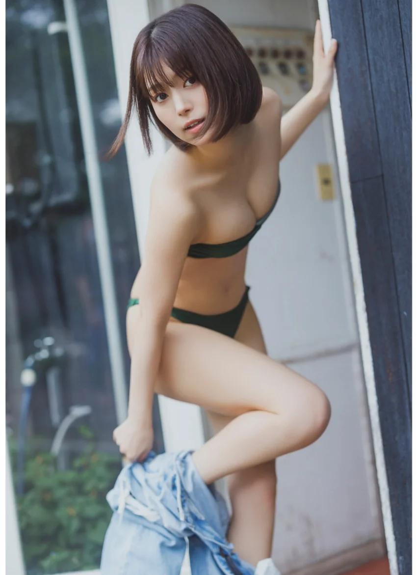 北野瑠華『誘惑の華』BOMBデジタル写真集 試し読み 2