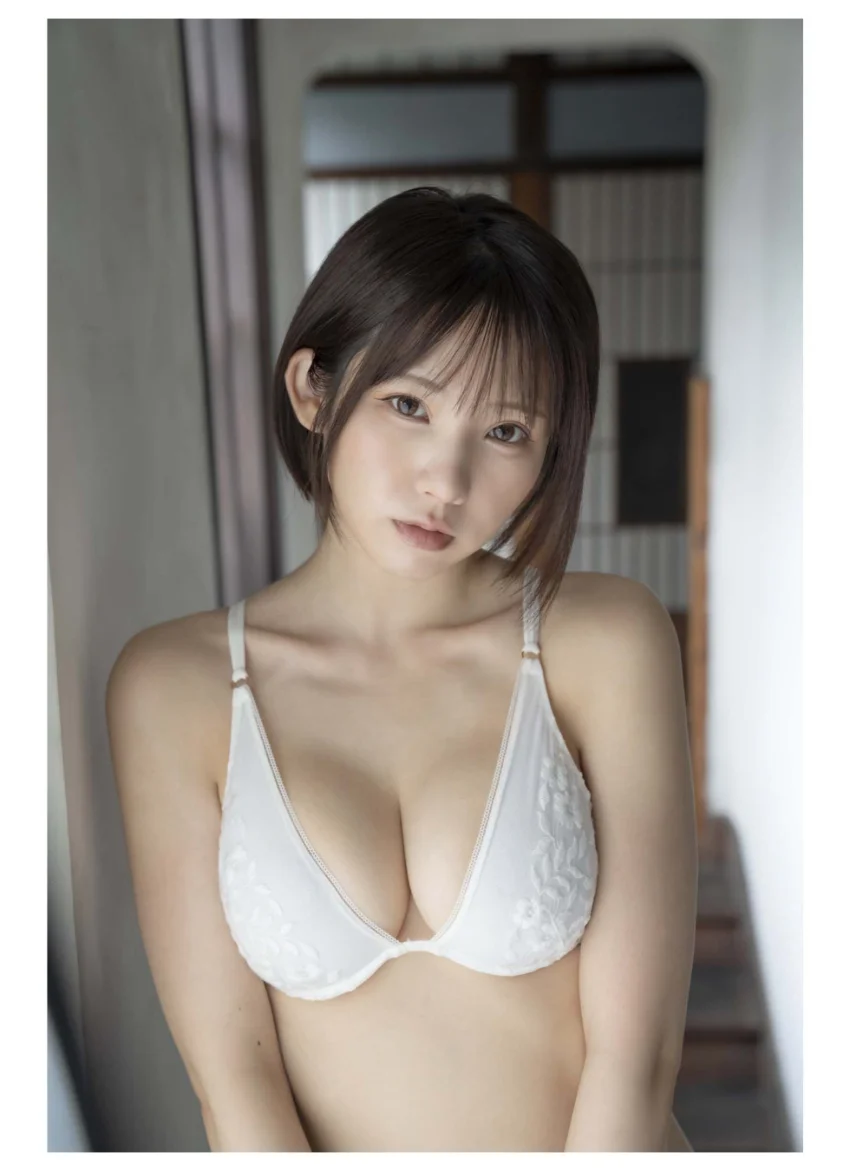 えなこ デジタル写真集 イロトリドリ 試し読み 3