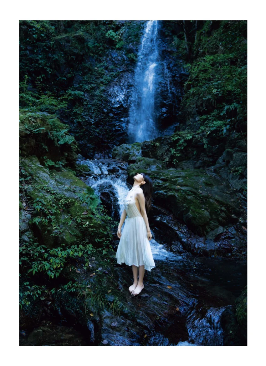 似鳥沙也加PHOTOBOOK［Resistance］DMM限定版 試し読み 5