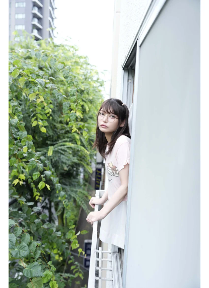 似鳥沙也加 デジタル写真集 のぞいてみても、いいですか？ 試し読み 2