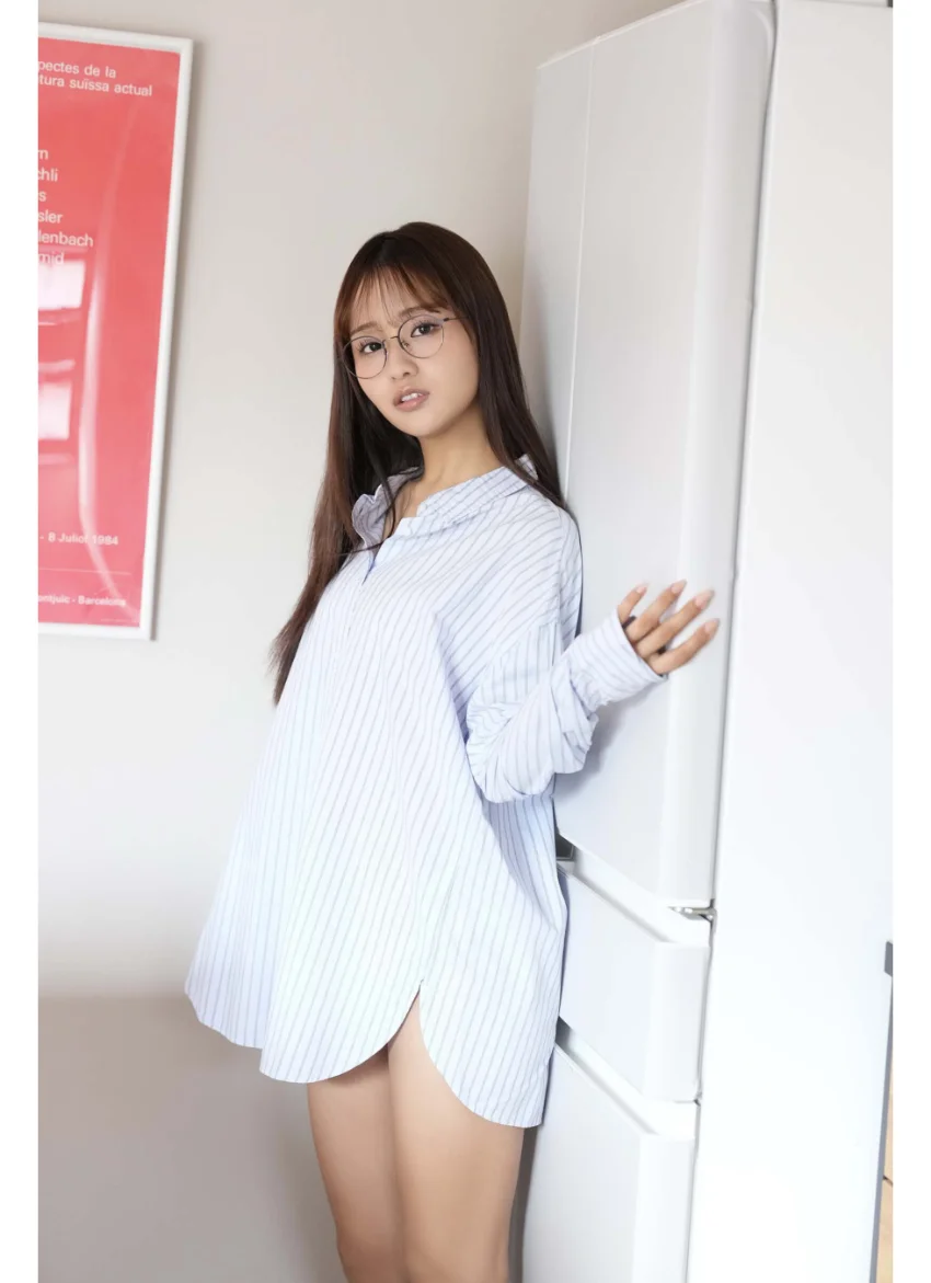森脇梨々夏 デジタル写真集 朝日差す部屋できみと 試し読み 2