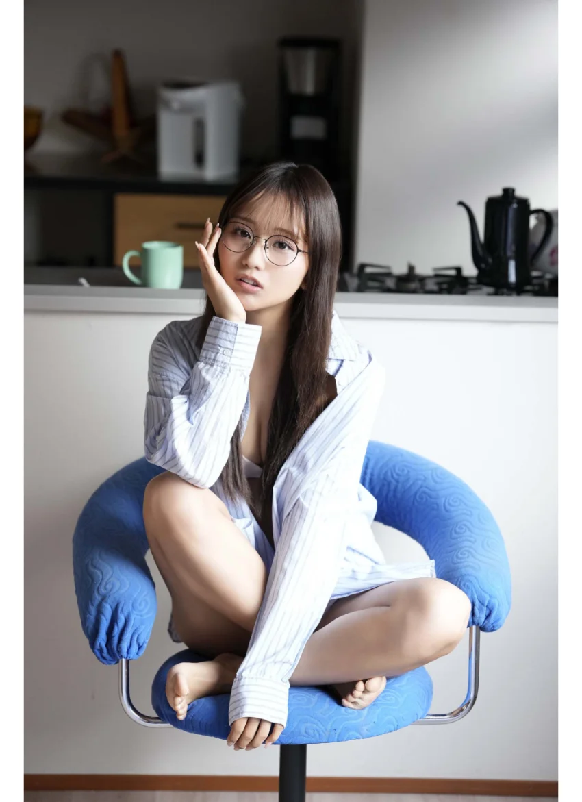 森脇梨々夏 デジタル写真集 朝日差す部屋できみと 試し読み 4