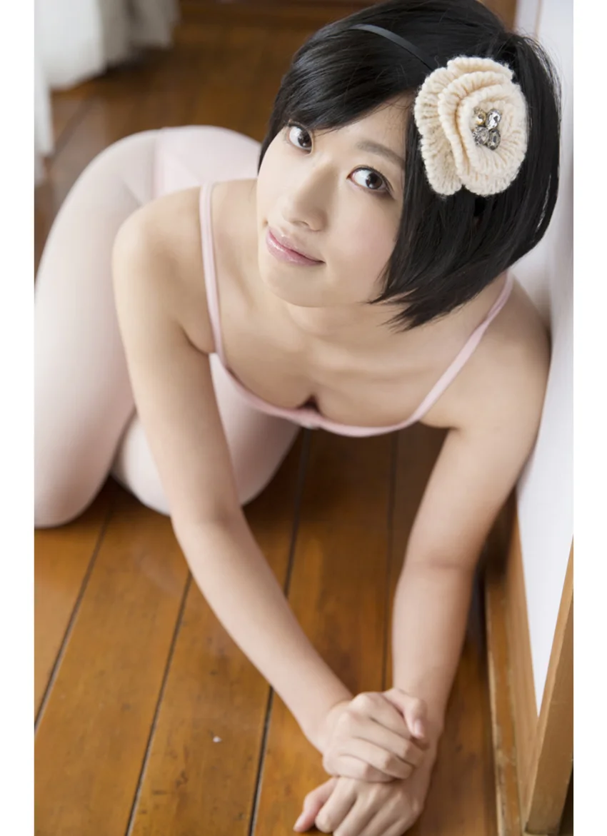極グラビアX 倉持由香 試し読み 5