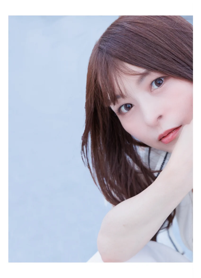 佳華 「素顔のわたし」 グラビアプレス デジタル写真集 試し読み 5