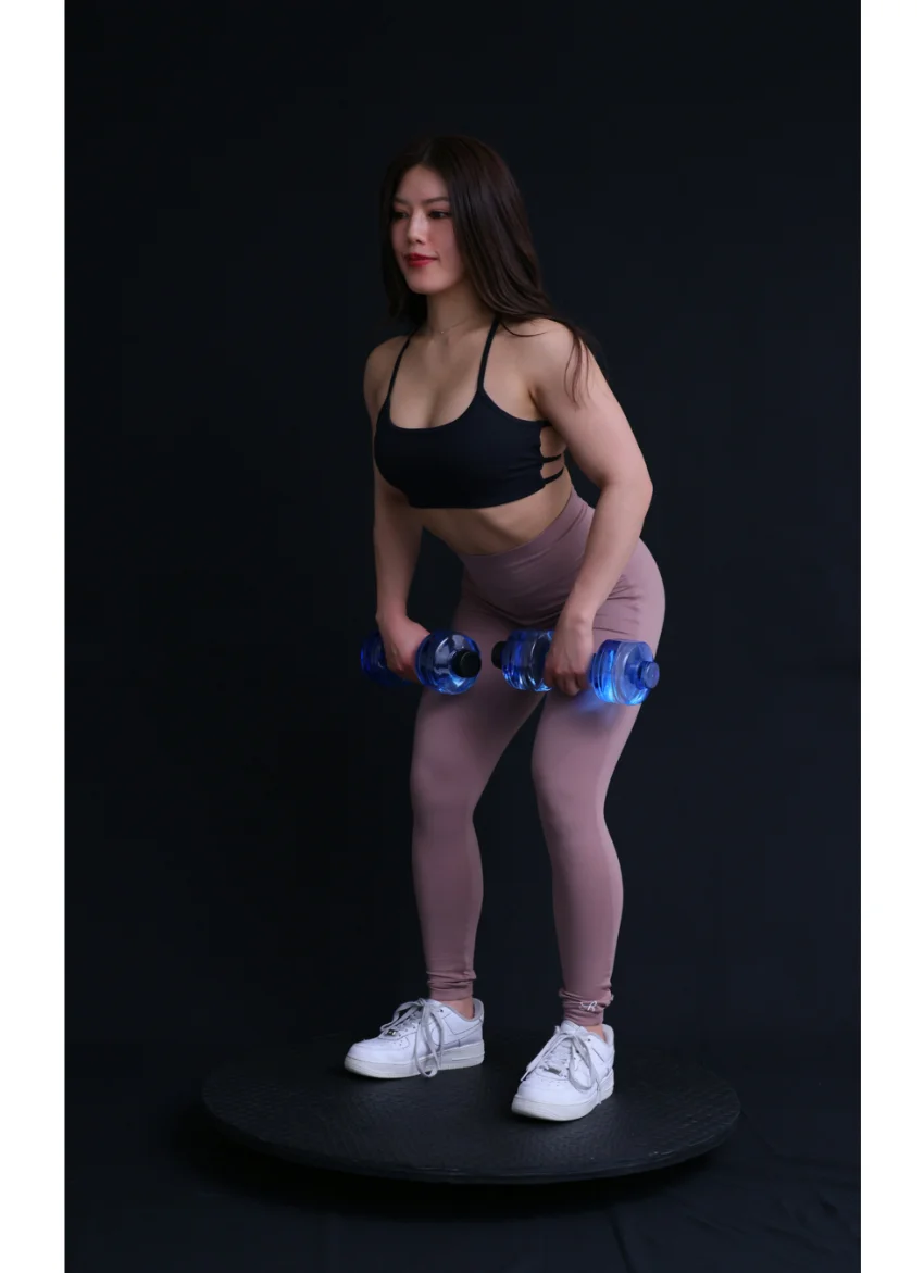 バルキーポーズ360°AYAKA スワイプすれば全てが見れる！ 試し読み 6
