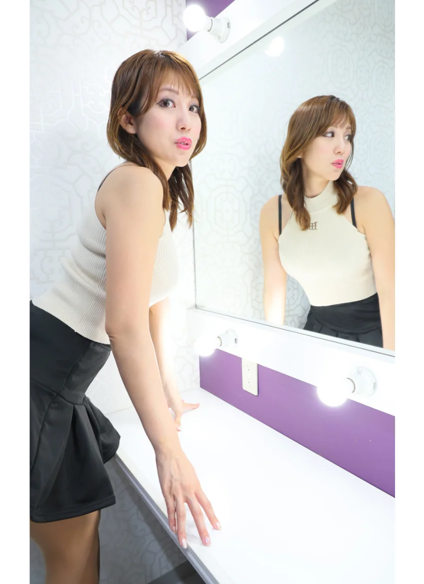 禁断更衣室 神谷麻美 前編 ちょっと覗いていいですか？ 試し読み 5