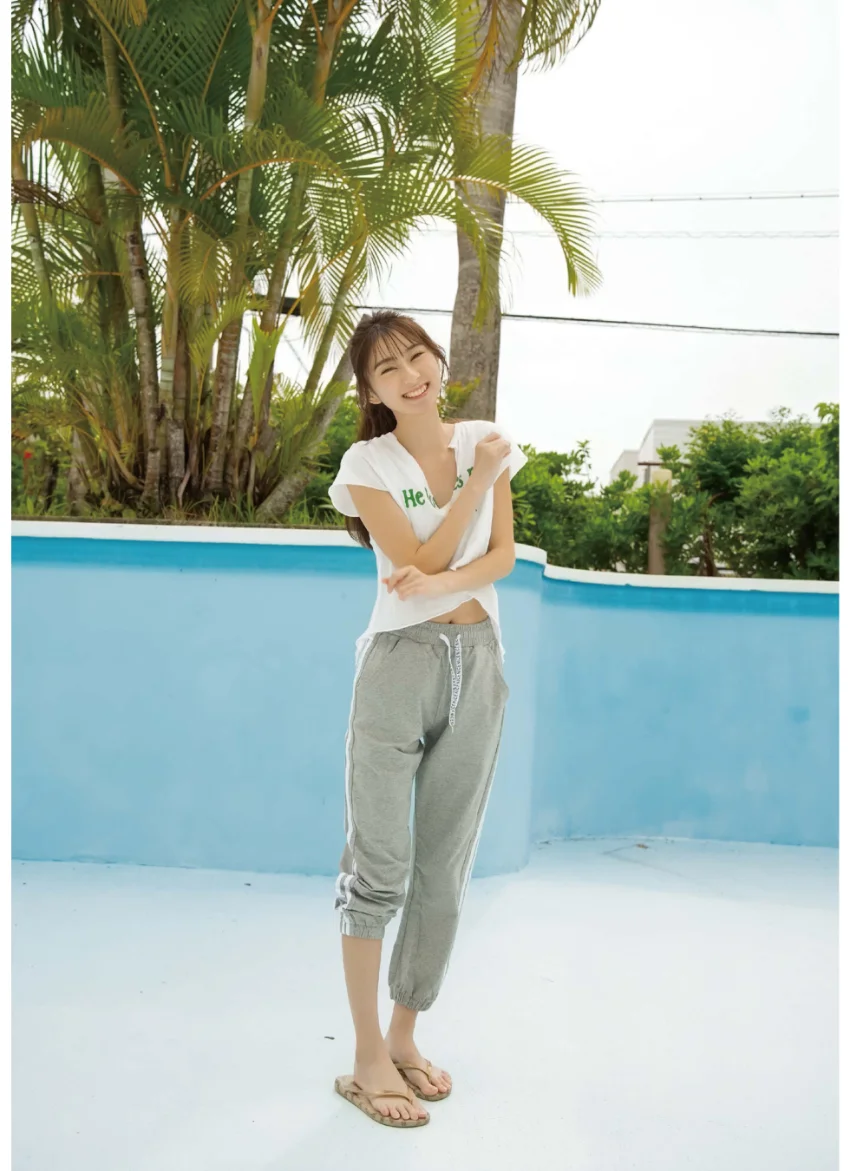 桑田彩 1st写真集 「お初だよ。」 試し読み 3