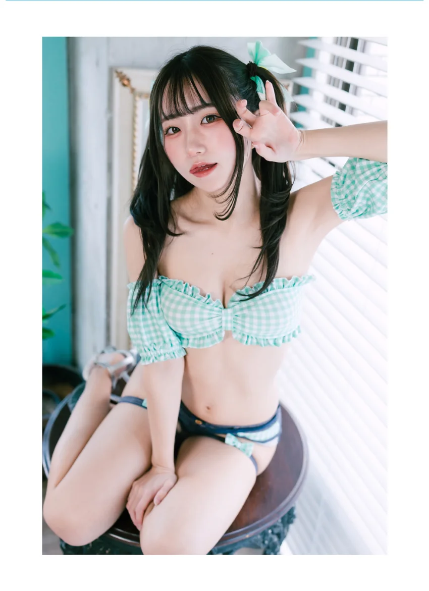 ミンティーサマー【もちりす写真集】電子版限定特典付き 試し読み 4